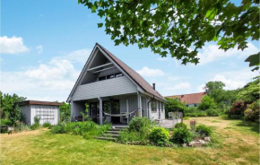 4 Bedroom Cozy Home In Torekov in Torekov